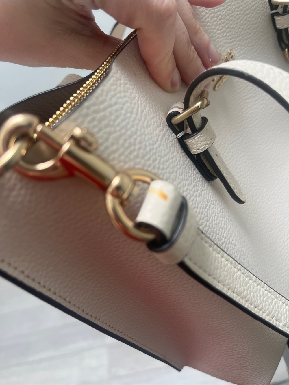 Coach White Pebbled Leather Structured Tote with Gold Hardware - Picture 8 of 8